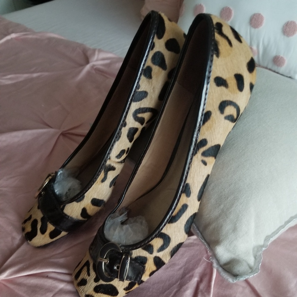 Leopard Flats